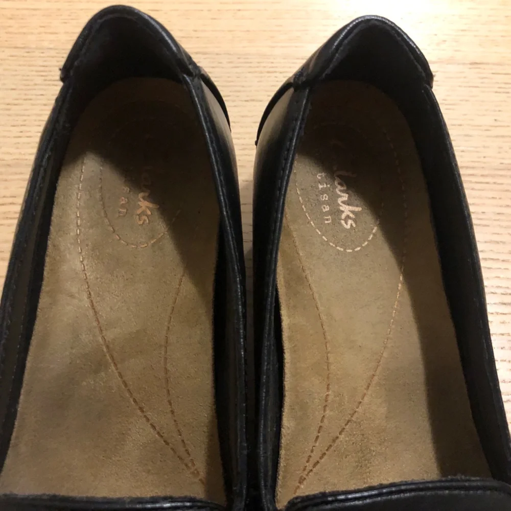 Clarks worn once